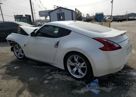 2011 Nissan 370Z Base z USA, uszkodzony, nr VIN JN1AZ4EHXBM550160